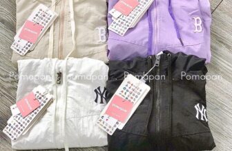 [???] Pomapan – Store vnxk – Thiết kế & Thời trang  ? Top1Fashion ?  Db4325 – Set bộ dù M.L.B
Thiết kế năng động với nón siêu to, mấy chị tách set là phối thêm được outfit mới
Size: S-M-L
Màu: Kem, Đen, Trắng, Tím
Chất li , shares-0✔️ , likes-3❤️️ , date-2024-11-12 02:48:37????????