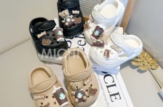 [?️??] Michi Store – Chuyên thời trang, giày dép, mũ, túi, ba lô và các phụ kiện trẻ em ?Top1Toys?️   Phải diện sục đôi dép đẹp nhất
Để đi gặp người tuyệt vời nhấtHàng có sẵn full size 22-33
— — — — — — — — — — — — —
Chất liệu nhựa siêu nhẹ, an toà , shares-1✔️ , likes-43❤️️ , date-2024-11-12 04:24:15????????