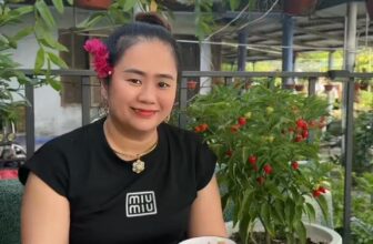 [🆕🇻🇳] Mắm Huế Chính Hiệu RI Nguyễn 🍔 Top1Food 🍜  Em là cô thắm bán Mắm Huế
Em mời anh chị chốt đơn
, shares-0✔️ , likes-10❤️️ , date-2024-11-16 19:07:45🇻🇳🇻🇳🇻🇳📰🆕