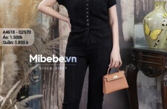 [???] Mibebe – Chuyên thời trang nữ nhập trực tiếp từ Hàn Quốc và Hong Kong  ? Top1Fashion ?  Gợi ý một mẫu áo len mix match cùng quần jeans ống loe dành cho các chị iu diện đi chơi hay đi sân bay nhé ạ
_____
Áo với chất len xịn sò, đường may tỉ m , shares-0✔️ , likes-5❤️️ , date-2024-11-29 00:00:29????????