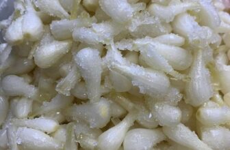 [🆕🇻🇳] Đặc Sản Vùng Quê – Thực phẩm & Đồ uống 🍔 Top1Food  🍜 củ kiệu huế chua ngọt chuẩn vị nhà làm nghen cả nhà iu
Củ kiệu dùng chung với tôm khô hột vịt bách thảo, bánh chưng, bánh tét…. là thấy xuân sắp đến ạ
Hũ , shares-1✔️ , likes-4❤️️ , date-2024-11-29 00:02:36🇻🇳🇻🇳🇻🇳📰🆕