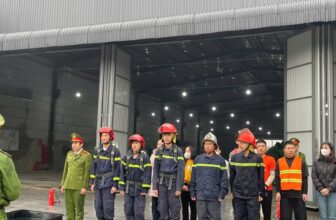 [🆕🇻🇳] SPX Express – vận chuyển SPX Express tại Việt Nam 🚚 Top1Ship 🚢   SPX ĐỒNG HÀNH CÙNG PCCC TĂNG CƯỜNG AN TOÀN TẠI SOC HÀ TĨNHNgày 24/12 vừa qua, SPX đã phối hợp cùng Phòng Cảnh sát PCCC và CNCH Công an tỉnh tổ chức lớp , shares-1✔️ , likes-15❤️️ , date-2024-12-30 19:00:06🇻🇳🇻🇳🇻🇳📰🆕