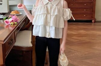 [🆕🇻🇳] danchau – Từ tình yêu dành cho những công chúa nhỏ 💓 🧑‍🧒❤️️👶⭐️ Cá tính mà vẫn ngọt ngào bé ơiiii! Set áo sơ mi quần ống loe siêu mềm mát trendy cho bé, diện là khí chất và sành điệu lắm nha. Nâng tầm outfit bùng nổ hè  , shares-5✔️ , likes-418❤️️ , date-2024-04-22 05:17:11🇻🇳🇻🇳🇻🇳📰🆕