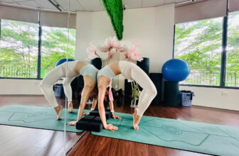 [???] US YOGA HCM  ? Top1Yoga ??‍♀️  HÍT THỞ ĐÚNG CÁCH TRONG YOGA QUAN TRỌNG NHƯ THẾ NÀO
Hít thở đúng cách là một yếu tố quan trọng trong việc thực hiện các động tác yoga.
Khi chúng ta tập , shares-3✔️ , likes-5❤️️ , date-2024-09-19 17:00:15????????