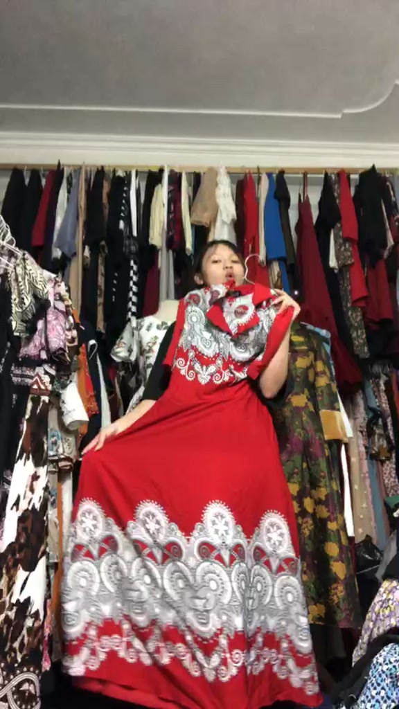 [🆕🇻🇳] 𝒞𝐼𝒩𝒞𝒪 – Thiết kế Thời trang 👕 Top1Fashion 👗  Sale váy lụa 
 , shares-0✔️ , likes-4❤️️ , date-2024-09-25 04:10:13🇻🇳🇻🇳🇻🇳📰🆕