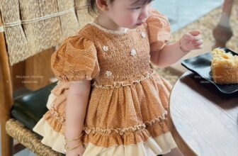 [🆕🇻🇳] Bống BéBé – Chuyên Order QC Hàn 🧑‍🧒❤️️👶⭐️ Tone màu cực kỳ lạ lại vô cùng bắt mắt không hề kén da luôn! Mặc vào cực sáng da đó ạ. Form váy bồng xoè tự nhiên rất xinh luôn!
#255k
Chất liệu: Thô Mỹ
B , shares-0✔️ , likes-1❤️️ , date-2024-10-16 04:18:23🇻🇳🇻🇳🇻🇳📰🆕