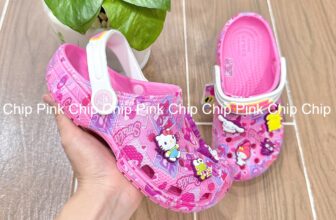 [🆕🇻🇳]  Chip Chip Pink-Chuyên sỉ và lẻ các loại “cờ rốc” và Jibbitz/ Sticker! 🧑‍🧒❤️️👶⭐️ 𝑆𝑢̣𝑐 𝐻𝑒𝑙𝑙𝑜 𝐾𝑖𝑡𝑡𝑦 ℎ𝑜̂̀𝑛𝑔 𝑥𝑖𝑛ℎ 𝑥𝑖̉𝑢, 𝑏𝑒̂𝑛 𝑛𝑔𝑜𝑎̀𝑖 đ𝑒̣𝑝 ℎ𝑜̛𝑛 ℎ𝑖̀𝑛ℎ 𝑛ℎ𝑎 𝑘.ℎ.𝑎́.𝑐𝑘 𝑖𝑢 𝑜̛𝑖Thời gian trôi nhanh thật, mới đó mà sắp halloween rồi tới noel, dịp  , shares-1✔️ , likes-1❤️️ , date-2024-10-09 03:08:10🇻🇳🇻🇳🇻🇳📰🆕