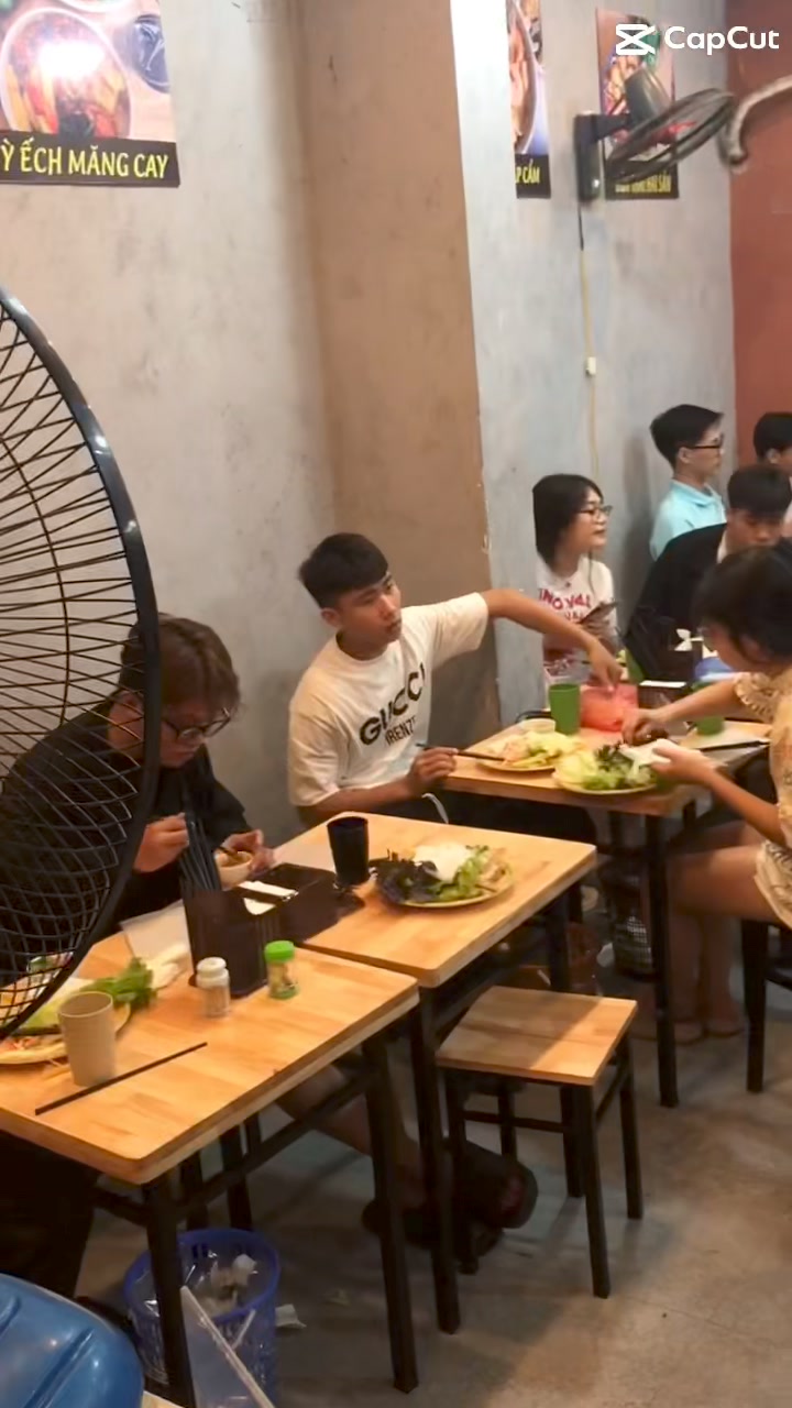 [🆕🇻🇳] Nem nướng Nha Trang Cô Ba -41 Tự Do 🍔 Top1Food  🍜 Giờ e mới ngớt tay để lên chiếc video kín cả 2 tầng
 , shares-0✔️ , likes-7❤️️ , date-2024-10-14 03:11:34🇻🇳🇻🇳🇻🇳📰🆕