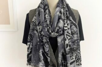 [???] Xếp home  (vintagenhatrang)  ? Top1Fashion ?  Khăn xô Nhật hoạ tiết
Note: Hết khăn Xếp xoá bài ạ.
Cond: 88%
Size: 70*160cm
Price: 50k
#xephomeconhang
XẾP HOME
Ad: STH21-11 đường 12ND, Khu đô t , shares-0✔️ , likes-0❤️️ , date-2024-10-12 01:53:02????????