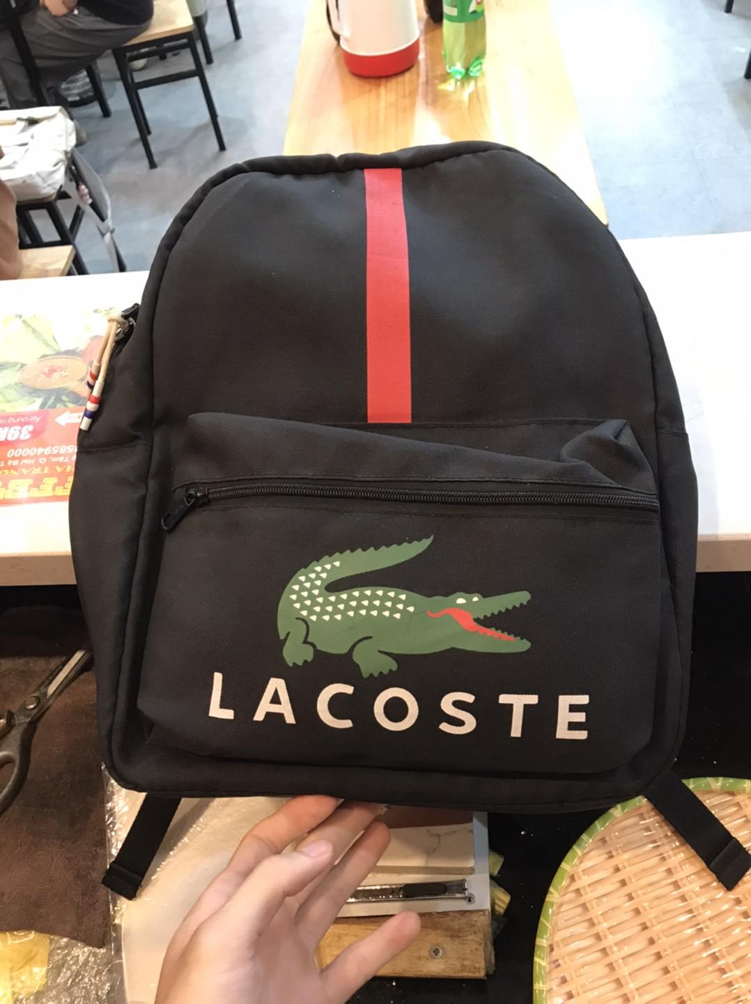 [🆕🇻🇳] Nem nướng Nha Trang Cô Ba -41 Tự Do 🍔 Top1Food  🍜 Bạn nam sinh viên tối qua quên đồ ghé quán để nhận lại balo nha . Mải ăn quên cả hành trang.
 , shares-0✔️ , likes-3❤️️ , date-2024-10-13 19:10:22🇻🇳🇻🇳🇻🇳📰🆕