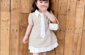 [🆕🇻🇳]  Homi baby house -Homi Baby House là thương hiêu đầm dạ hội , đầm công chúa cho bé tuổi từ 1-10 tuổi 🧑‍🧒❤️️👶⭐️ 𝐄𝐦 𝐛𝐞́ 𝐭𝐡𝐚̣̂𝐭 𝐓𝐫𝐞𝐧𝐝𝐲 𝐯𝐨̛́𝐢 𝐒𝐢𝐥𝐥𝐲 𝐃𝐫𝐞𝐬𝐬Không hổ danh là chiếc váy best seller đến từ nhà Homi, với chất liệu mè da thoáng khí, cùng gam màu nâu be trendy , shares-0✔️ , likes-226❤️️ , date-2024-10-18 15:34:39🇻🇳🇻🇳🇻🇳📰🆕