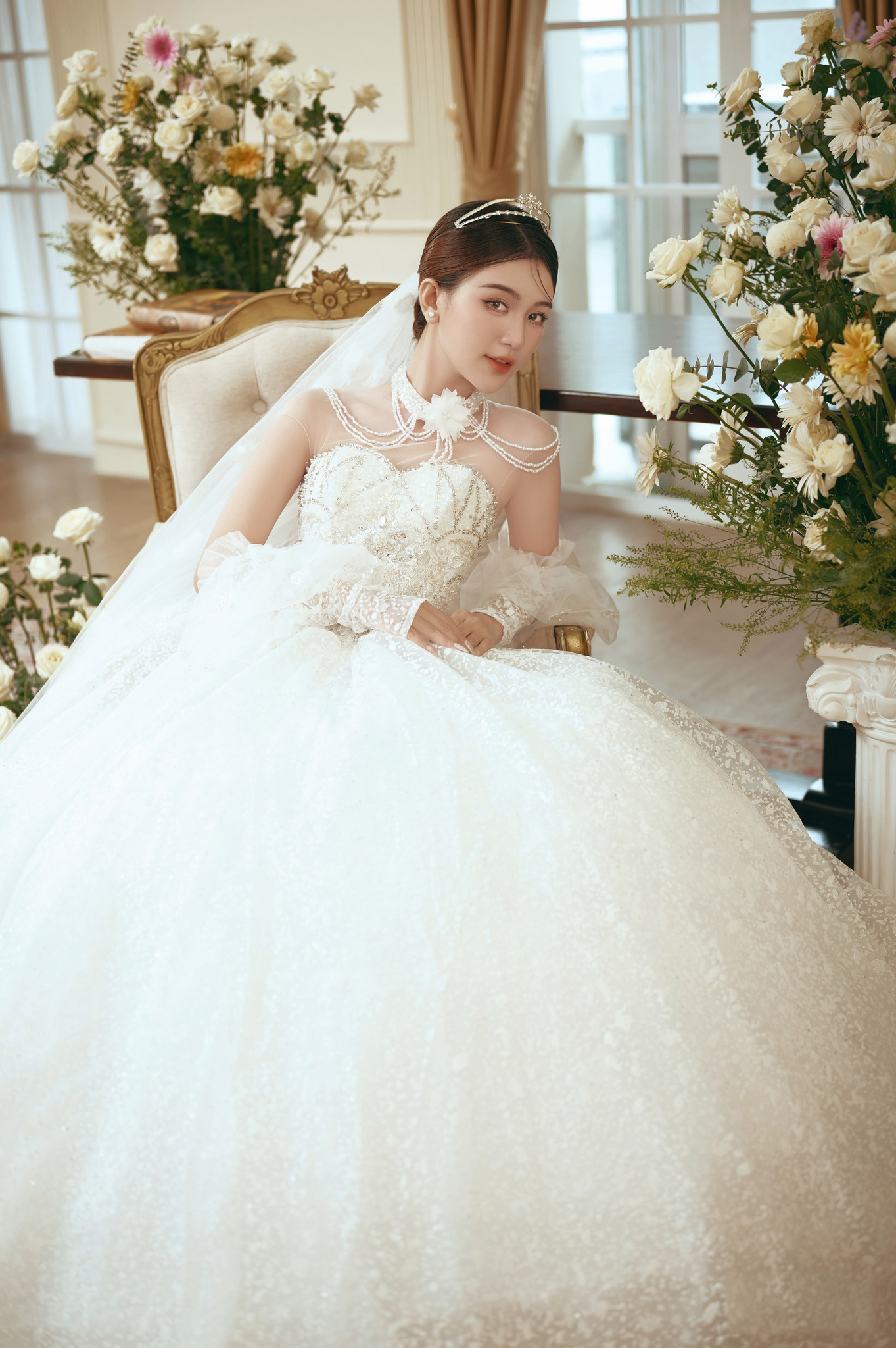 [🔑🇻🇳] Mindi Store – Cho Thuê Đồ Thiết Kế Dự Tiệc Toàn Quốc 🤝 Top1Rent 🔑   𝑨́𝒐 𝑫𝒂̀𝒊 𝑪𝒂́𝒄𝒉 𝑻𝒂̂𝒏 – 𝑬.𝑫𝑰𝑵𝑰 

𝐄.𝐃𝐈𝐍𝐈 luôn tôn vinh người phụ nữ và thể hiện qua từng đường may, thước vải, từng đường nét trang trí.

Các cô gái luôn tỏa , shares-0✔️ , likes-0❤️️ , date-2024-11-05 04:00:43🇻🇳🇻🇳🇻🇳📰🆕