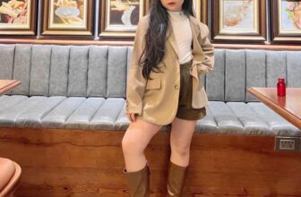 [🆕🇻🇳]  Hoàng Anh Kids 🧑‍🧒❤️️👶⭐️ Em về lô Boot Đa mềm nha các pác .Full màu-Fullsize .3 màu Đen-Nâu-Kem  mềm ruuuu luôn í các pà ơi.Lạnh này diện em nó đúng chuẩn bài ạ .
Kiểu vừa phải k  , shares-2✔️ , likes-23❤️️ , date-2024-10-26 22:55:40🇻🇳🇻🇳🇻🇳📰🆕