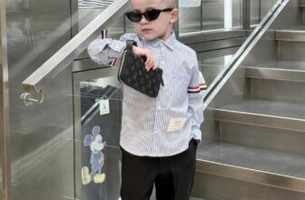 [🆕🇻🇳] Bum Kids – Cửa hàng quần áo cho bé 🧑‍🧒❤️️👶⭐️ Mưa lạnh diện sơ mi dài tay là chuẩn bài rồi ah
• sơ mi Thome kẻ xanh so HOT , màu nhã nhặn mềm mại lắm luôn
size 100-160 ( 12kg – 40kg )
BUM KI , shares-0✔️ , likes-3❤️️ , date-2024-10-26 03:16:04🇻🇳🇻🇳🇻🇳📰🆕