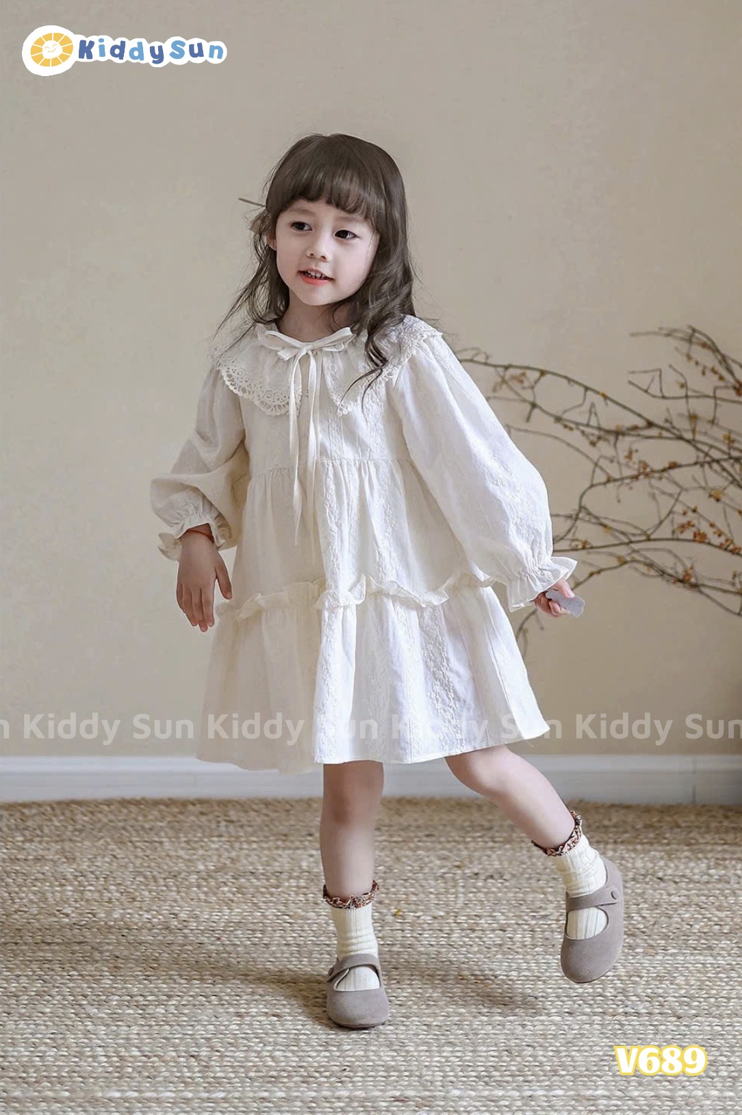 [🆕🇻🇳] 23 March Store- Thời trang trẻ em cao cấp 🧑‍🧒❤️️👶⭐️ Đ𝗲̣𝗽 𝘅𝘂𝗮̂́𝘁 𝘀𝗮̆́𝗰
𝗕𝗼𝗱𝘆 𝗧𝗵𝗼𝗺 𝗵𝗶̀𝗻𝗵 𝗰𝘂́𝗻 𝘀𝗶𝗲̂𝘂 đ𝗲̣𝗽 𝗵𝗮̀𝗻𝗴 𝗙𝗮𝗷𝗶𝗻 𝗯𝗮𝗯𝘆 𝗰𝗮𝗼 𝗰𝗮̂́𝗽
Đẹp quá các Mom ơi, mẫu mới nhất vừa mới ra năm nay đó ạ.
Chất nỉ cott , shares-0✔️ , likes-2❤️️ , date-2024-10-31 23:21:25🇻🇳🇻🇳🇻🇳📰🆕