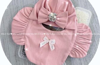 [???]  Min.A Kid – Mũ/Tuban Cho Bé Yêu  ?‍?❤️️?⭐️ Chất + màu mãi đỉnh mãi đỉnh
Xinh cực kì k tin các mẹ thử điiiiii#MũTurbanChoBéYêu
#MũYếmCổChoBéYêu
#MũTurbanThiếtKếChoBé
#aochongnangchobe
#aochoangthi , shares-0✔️ , likes-0❤️️ , date-2024-10-29 17:01:03????????