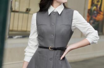 [🆕🇻🇳] 2Fleurs – You can have anything you want if you dress for it 👕 Top1Fashion 👗  𝐍𝐄𝐖 𝐈𝐍 |  𝐄𝐦𝐦𝐚 𝐬𝐞𝐭Với gam màu tối giản Trắng – Xám không bao giờ lỗi thời, set đồ 𝐄𝐦𝐦𝐚 𝐬𝐞𝐭 sẽ là bản phối hoàn hảo giúp nàng tự tin hơn nơi công sở.Gil , shares-1✔️ , likes-77❤️️ , date-2024-11-07 15:44:42🇻🇳🇻🇳🇻🇳📰🆕