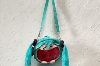 [🆕🇻🇳] Tiệm của Xoăn – Mua sắm & bán lẻ 🧑‍🧒❤️️👶⭐️ SOLD
Màu xanh
– kt 22x21x3cm
– cond 8,5/10
Màu xa.nh hiển thị tuỳ dòng đt nên có thể chênh xíu màu ạ
, shares-0✔️ , likes-2❤️️ , date-2024-10-31 18:49:50🇻🇳🇻🇳🇻🇳📰🆕