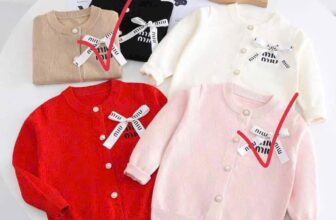 [🆕🇻🇳] Kemy Kids 😎❤️️⭐️ Áo cadigan len cho bé về rồi đây ạ, chất len mềm mịn, kiểu cách đơn giản dễ phối đồ lắm ạ
Size:1-5t
——————————
KEMYKIDS
– Địa chỉ:  , shares-0✔️ , likes-0❤️️ , date-2024-11-02 03:33:25🇻🇳🇻🇳🇻🇳📰🆕