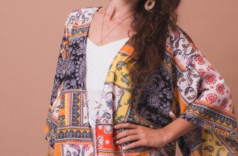 [🆕🇻🇳] Soul – Phong cách Boho-chic 👕 Top1Fashion 👗  Fringe kimono
Express your true femininity with this  boho fringe Kimono
#soul #soulbohostyle #madebysoul #madeinvietnam #bohochic #bohovn #vietnamloca , shares-0✔️ , likes-0❤️️ , date-2024-11-01 22:15:48🇻🇳🇻🇳🇻🇳📰🆕