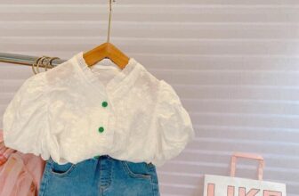 [🆕🇻🇳] Minsu Store – Cửa hàng quần áo sơ sinh & trẻ em 🧑‍🧒❤️️👶⭐️ Xả #150kk set bé gái siêu xinh
Áo trắng có làm các mẹ say nắng không ạ
Xinh lắm các mom ạ bé mặc lên dáng đúng đỉnk kout luôn
Size : 3y, 4y, 5y, 6y (1 , shares-0✔️ , likes-0❤️️ , date-2024-11-02 18:12:09🇻🇳🇻🇳🇻🇳📰🆕