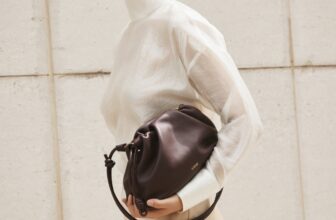 [🆕🇻🇳] Huong Boutique – Định hướng phong cách thời trang 👕 Top1Fashion 👗  𝐁𝐄𝐀𝐔𝐓𝐘 𝐎𝐅 𝐒𝐈𝐋𝐊 | 𝐄𝐋𝐄𝐆𝐀𝐍𝐂𝐄 & 𝐅𝐄𝐌𝐈𝐍𝐈𝐍𝐄Những chiếc áo tơ organza luôn là sự lựa chọn ưu tiên hàng đầu của nàng bởi chất liệu mềm mại, óng ả lại cực kì thoá , shares-1✔️ , likes-18❤️️ , date-2024-11-06 21:19:30🇻🇳🇻🇳🇻🇳📰🆕