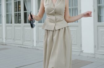 [???] Ma Chérie  ? Top1Fashion ?  DANCING WITH MYSELF | ESSENCE SET
Yêu từng khoảnh khắc nàng IT Girl thả hồn vào giai điệu riêng, say mê trong thiết kế Essence với chân váy phồng sang trọn , shares-1✔️ , likes-54❤️️ , date-2024-11-06 19:00:10????????