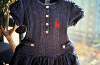 [???]  TinyDesign- Chuyên hàng thiết kế mẹ và bé ?‍?❤️️?⭐️ Váy len Polo thêu xịn sò siêu xinh nhà em chuẩn bị về hàng rùi ạ , các mẹ nhắn em tư vấn liền nhaaa
, shares-0✔️ , likes-6❤️️ , date-2024-11-07 19:22:58????????