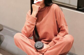 [🆕🇻🇳] Xuất Xịn Zara Mango (Jolie Shop) 👕 Top1Fashion 👗  E về dc ít bộ nỉ Uni dư xịn chính hãng các Bác ôi
Bộ nỉ Uni quần jogger siêu đẹp
chất nỉ da cá đặc trưng dòng nỉ, mặc vừa ấm vừa mềm, bền chất, co giãn mạ , shares-0✔️ , likes-3❤️️ , date-2024-11-06 16:17:49🇻🇳🇻🇳🇻🇳📰🆕