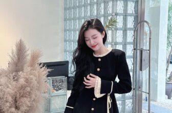 [🆕🇻🇳] Dec.21 Clothing – Thời trang nữ uy tín Nam Định 👕 Top1Fashion 👗  Váy xinh phối cổ tay ren
_______ꫛꫀꪝ sẵn______
𝔻𝕖𝕔.𝟚𝟙 ℂ𝕝𝕠𝕥𝕙𝕚𝕟𝕘
:  𝟎𝟗𝟒𝟕𝟎𝟗𝟎𝟏𝟗𝟒
𝐀𝐝𝐝:  𝟒𝟐𝟒 𝐓𝐫𝐚̂̀𝐧 𝐇𝐮̛𝐧𝐠 Đ𝐚̣𝐨 – 𝐍𝐚𝐦 Đ𝐢̣𝐧𝐡
𝐒𝐡𝐢𝐩 𝐜𝐨𝐝 𝐭𝐨𝐚 , shares-0✔️ , likes-2❤️️ , date-2024-11-07 16:10:10🇻🇳🇻🇳🇻🇳📰🆕