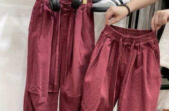 [???]  RUBY Kids Store  ?‍?❤️️?⭐️ Fom Quần bên ngoài nhìn cưng mà đẹp hơn rất nhiều chế ưi
Size 18-42kg
Nᴇᴡ ɪɴ Sᴛᴏʀᴇ
Inbox để được tư vấn kĩ hơn ạ
Hàng sẵn kệ RUBY Kids Store
~~~~~~~~~ , shares-0✔️ , likes-4❤️️ , date-2024-11-09 22:53:47????????