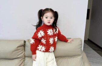 [🆕🇻🇳] Pluto Kids – Sỉ, lẻ Qate 😎❤️️⭐️ Len đỏ noel lá phong style cực Hàn Quốc
Đã sẵn hàng tại Pluto rồi mom nhé
Chất len dày dặn, hoàng chuẩn loại 1 lên form xinh như mẫu ạ
Size
100: 15-17 , shares-0✔️ , likes-0❤️️ , date-2024-11-09 00:11:53🇻🇳🇻🇳🇻🇳📰🆕