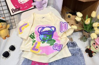 [🆕🇻🇳]  Kiều Kiều – Thời Trang Thiết Kế 🧑‍🧒❤️️👶⭐️ Mỗi lần cứ độ Xuân sang
Đào mai đua nở , rộn ràng sắc xuân
Từ 14-55kg (tùy mẫu )
Trưa nay săn live liền ạ
, shares-0✔️ , likes-18❤️️ , date-2024-11-10 17:27:47🇻🇳🇻🇳🇻🇳📰🆕