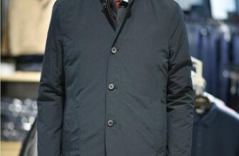 [🆕🇻🇳] Thời Trang, Gia Bảo – Hàng Hiệu Xuất Khẩu 👕 Top1Fashion 👗  Đủ sang trọng – Quý phái chưa các Anh ơiii . Một kiểu áo khoác lịch lãm #HÀN đáng để các Anh sưu tầm .
#TRUGEN
Size : 95 | 100 .
, shares-2✔️ , likes-12❤️️ , date-2024-11-10 18:42:26🇻🇳🇻🇳🇻🇳📰🆕