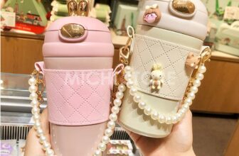 [?️??] Michi Store – Chuyên thời trang, giày dép, mũ, túi, ba lô và các phụ kiện trẻ em ?Top1Toys?️   BÌNH GIỮ NHIỆT CHO BÉ ĐANG SALE RẺ QUÁ CÁC MOM ƠIIII CHỈ TỪ 1xx ĐÃ SỞ HỮU E BÌNH GIỮ NHIỆT CHÍNH HÃNG CAO CẤP NÀY RÙI GIÁ THỊ TRƯỜNG 2xx-3xx EM CÓ 100SLOT , shares-0✔️ , likes-50❤️️ , date-2024-11-09 18:42:14????????