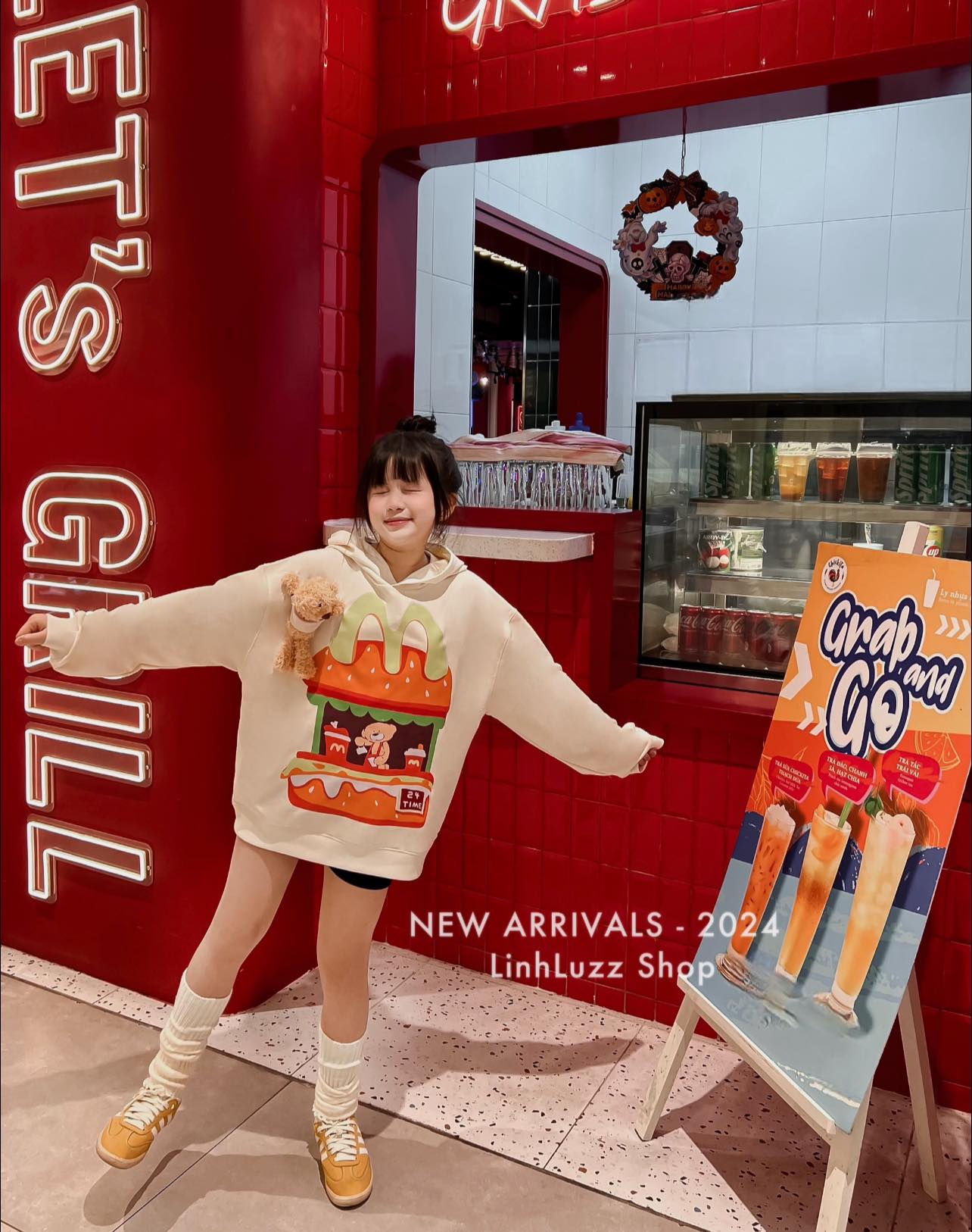 [🆕🇻🇳] LinhLuzz Shop – Thời Trang Trẻ Em 🧑‍🧒❤️️👶⭐️ ” ÁO Nỉ HODDIE Gấu McDonal  ”  – cực xinhhh– thêm 1 chiếc Nỉ Hoddie giấu quần vào BST Winter của LinhLuzz Shop . Mixmatch chất liệu nỉ cotton Hàn siêu đ , shares-1✔️ , likes-28❤️️ , date-2024-11-11 07:27:35🇻🇳🇻🇳🇻🇳📰🆕