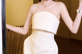 [🆕🇻🇳] LANE JT – Đấu trường sắc đẹp trong nước và quốc tế 👕 Top1Fashion 👗  Thanks for choosing 𝗟𝗔𝗡𝗘 𝗝𝗧
4th Runner Up Miss Supranational 2023 – Ms. 𝐓𝐇𝐀𝐍𝐇 𝐍𝐆𝐀𝐍 shining in CHARMIE Mini Dress.
Available in Black | White | Brown—- , shares-6✔️ , likes-65❤️️ , date-2024-11-14 03:30:06🇻🇳🇻🇳🇻🇳📰🆕