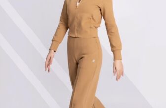 [🆕🇻🇳] LIVAN SPORT – Thương hiệu thời trang thể thao số 1 của người Việt! ⚽ Top1Sport ⛹️‍♂️ NEW COLLECTION | Tôn sáng, đẳng cấp & thời thượngXua tan sự tẻ nhạt của tủ đồ mùa đông bằng thiết kế khỏe khoắn, trẻ trung cực hack tuổi nhà Livan. Nâng  , shares-0✔️ , likes-131❤️️ , date-2024-12-21 14:00:37🇻🇳🇻🇳🇻🇳📰🆕