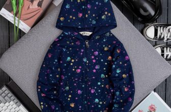 [🆕🇻🇳] BomBokids – Quần áo bé gái xuất khẩu 🧑‍🧒❤️️👶⭐️ Áo khoác bé gái chất cotton da cá 100%. Bảng màu, chất liệu vải và phụ liệu được lựa chọn cẩn thận để mang đến chiếc áo khoác tươm tất nhất cho các bé. Áo  , shares-0✔️ , likes-1❤️️ , date-2024-11-19 19:58:25🇻🇳🇻🇳🇻🇳📰🆕