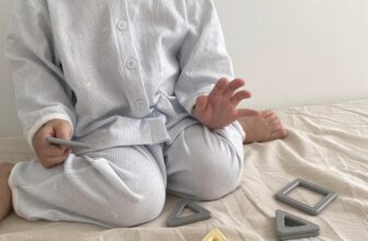 [🆕🇻🇳]  Ann.tisiu – 𝐇𝐨𝐦𝐞𝐰𝐞𝐚𝐫 𝐟𝐨𝐫 𝐛𝐚𝐛𝐢𝐞𝐬 & 𝐤𝐢𝐝𝐬 🧑‍🧒❤️️👶⭐️ Dù là bé trai hay bé gái thì nhất định phải có 1 bộ pyjama này nha• Tone màu xanh mát, tôn da
• Chất liệu mềm mại, thoáng khí
• Form dáng rộng rãi, hoạt , shares-0✔️ , likes-7❤️️ , date-2024-11-21 23:06:08🇻🇳🇻🇳🇻🇳📰🆕