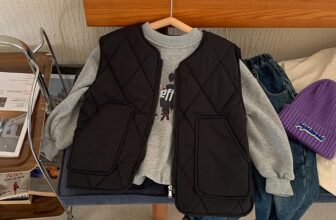 [🆕🇻🇳] Đậu’s House – Chuyên quần áo trẻ em xuất khẩu, xuất dư xịn 🧑‍🧒❤️️👶⭐️ Shop về thêm mẫu gile hai màu đen và be
Bé trai hay bé gái đều mặc được
Hoạ tiết đơn giản dễ phối đồ
Lót lông ấm áp
Sz 100-150
Giá chỉ 1xx
, shares-0✔️ , likes-1❤️️ , date-2024-11-21 21:28:58🇻🇳🇻🇳🇻🇳📰🆕