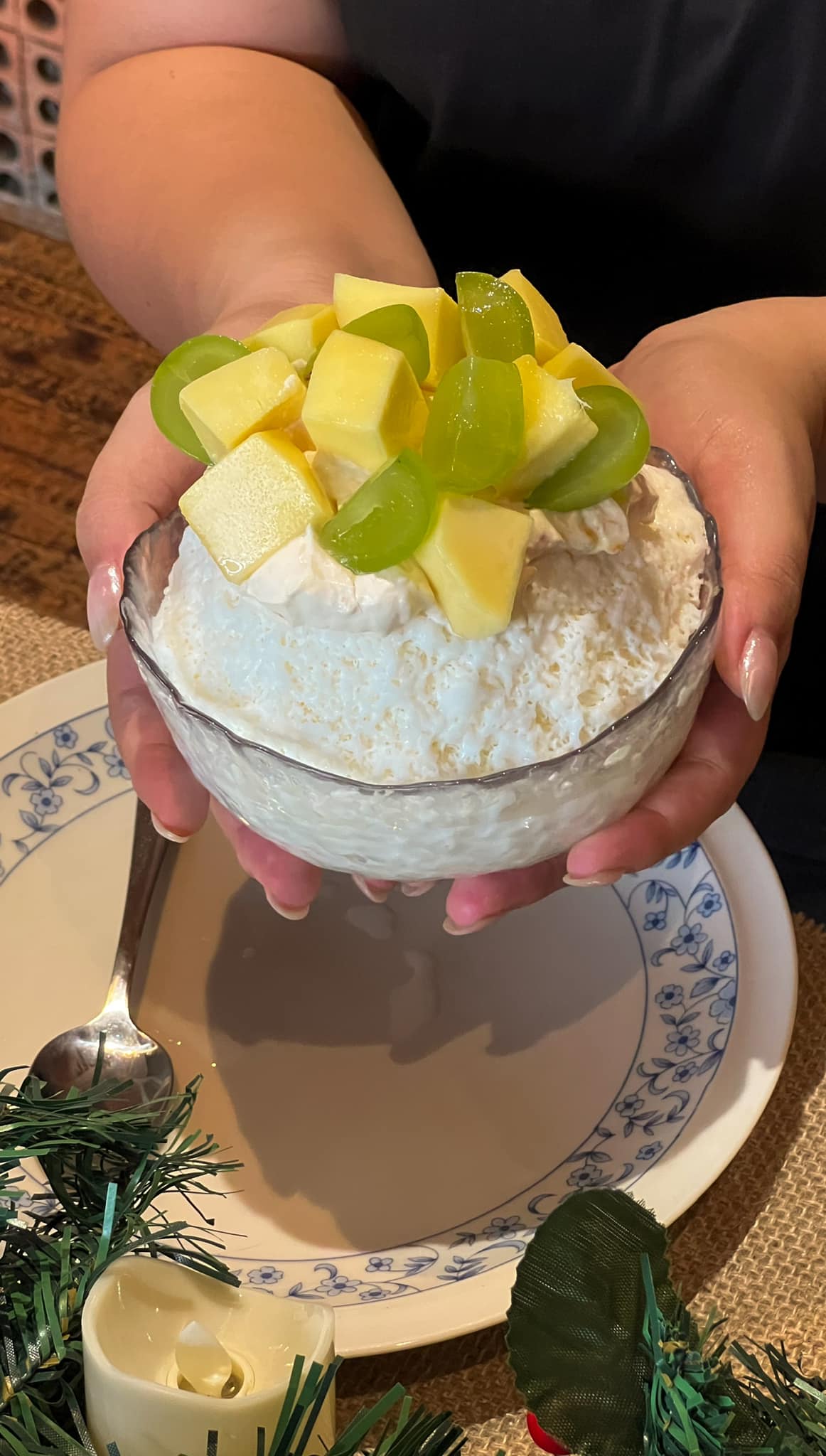 [☕️🇻🇳] Đen Đá Coffee 🥤 Top1Coffee ☕️  𝐒𝐧𝐨𝐰𝐲 𝐂𝐡𝐫𝐢𝐬𝐭𝐦𝐚𝐬 𝐓𝐫𝐞𝐚𝐭𝐬: 𝐓𝐡𝐞 𝐉𝐨𝐲 𝐨𝐟 𝐁𝐢𝐧𝐠𝐬𝐮…
Thêm một lựa chọn thú vị và hấp dẫn để mùa lễ hội của các Dennies thêm phong phú  tạ , shares-0✔️ , likes-11❤️️ , date-2024-11-30 00:03:48🇻🇳🇻🇳🇻🇳📰🆕