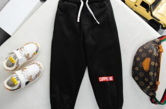 [🆕🇻🇳]  VNXK Limited Kids 🧑‍🧒❤️️👶⭐️ Mai kia lạnh sâu cứ phải có quần nỉ lót lông dày dặn ấm này mới ấm đc các mom nè
Size 10-65kg cao dưới m65 ạ
Chất nỉ lông dày dặn, mặc ấm, khai bai xù, dão , shares-1✔️ , likes-4❤️️ , date-2024-11-25 03:18:29🇻🇳🇻🇳🇻🇳📰🆕