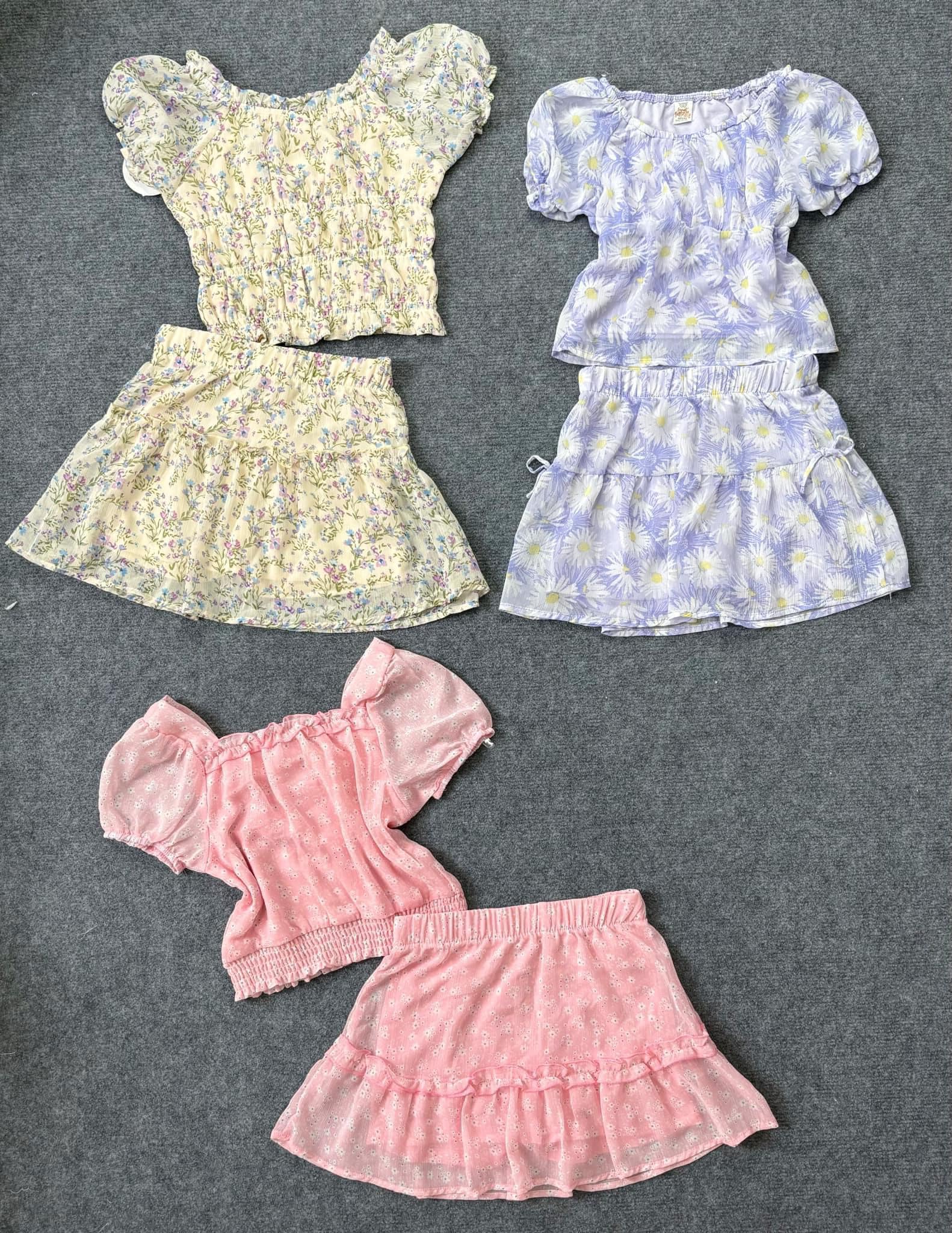 [🆕🇻🇳] BomBokids – Quần áo bé gái xuất khẩu 🧑‍🧒❤️️👶⭐️ Set áo + chân váy voan tơ bé gái siêu xinh. TQXK dư xịn.
Chất liệu voan tơ mềm mại, chất voan 2 lớp mềm, mịn. Lớp lót bên trong là chất thun cotton  , shares-0✔️ , likes-1❤️️ , date-2024-11-27 14:39:14🇻🇳🇻🇳🇻🇳📰🆕