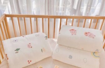[🆕🇻🇳]  Chang Hà-Baby Care 🧑‍🧒❤️️👶⭐️  Chăn bông hạt đậu Monona quá hot các mom hơi  đúng nghĩa chăn đông cho bé
Kích thước rộng rãi: 110*130cm ( dùng từ sơ sinh đến lớn)
Khác với các loại c , shares-0✔️ , likes-5❤️️ , date-2024-11-26 23:32:46🇻🇳🇻🇳🇻🇳📰🆕