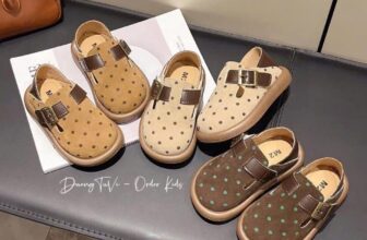 [🆕🇻🇳] Dương Tú Vi – Order Kids – Chuyên hàng quảng châu – thiết kế cao cấp cho bé 🧑‍🧒❤️️👶⭐️ GIÀY LƯỜI BÉ TRAI BÉ GÁI
Lạnh lạnh xíu thêm đôi tất vô là xong ạ.Quai dán tiện ghê các bà ơi. Dễ xỏ .bà nào thích tiện mà theo Guu hàn xẻng ~ quất liền ẻm , shares-0✔️ , likes-0❤️️ , date-2024-11-26 22:35:59🇻🇳🇻🇳🇻🇳📰🆕