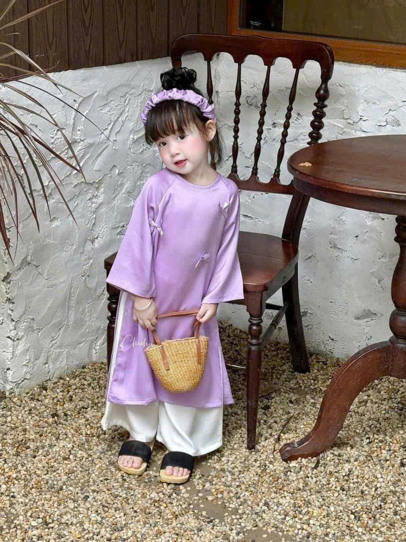 [🆕🇻🇳]  BB design – Chuyên đồ thiết kế dành cho mẹ và công chúa nhỏ 🧑‍🧒❤️️👶⭐️ TB150.2711
Lạnh thì lạnh nk rẻ đẹp quá vẫn phải gom. Ra tết là diện du xuân được rồi ạ
Riêng hàng taobao nhà này thì rẻ đẹp hông cần bàn.
Em gom chuẩn QC v , shares-1✔️ , likes-5❤️️ , date-2024-11-27 17:12:26🇻🇳🇻🇳🇻🇳📰🆕