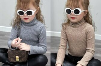 [🆕🇻🇳]  TulaLove – Cửa hàng quần áo sơ sinh & trẻ em 🧑‍🧒❤️️👶⭐️ Tái lô này để phục vụ các em gái xinh ngoan của ba mẹ.
Set quần tráng da và áo tăm len cổ lọ size từ 8-28kg ạ
, shares-0✔️ , likes-0❤️️ , date-2024-11-30 17:04:13🇻🇳🇻🇳🇻🇳📰🆕