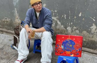 [🆕🇻🇳] Hộp giấy đựng thực phẩm, Cốc Giấy, Bát Giấy, Hộp đựng bánh sinh nhật  🎨 Top1Designs ✨  Hòa chung không khí , hộp Lộc Xuân của Sếp bằng đôi ba cốc trà đá cộng lại
Rẻ như này không mua giờ mua thì bao giờ mới mua đây ạ
Chấm ngay  dưới bài viế , shares-0✔️ , likes-3❤️️ , date-2024-11-28 22:31:29🇻🇳🇻🇳🇻🇳📰🆕