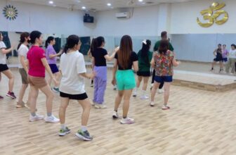 [🆕🇻🇳] Yoga – Fitness Đình Vinh – GYM – YOGA – ZUMBA – AEROBIC – MÚA CỔ TRANG – DANCE KID 🧘 Top1Yoga 🤸🏻‍♀️ Zumba giảm stress cùng các chị em team
HLV Anthoni
, shares-0✔️ , likes-19❤️️ , date-2024-12-04 03:51:16🇻🇳🇻🇳🇻🇳📰🆕